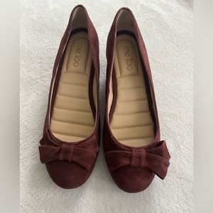 NEW Me Too Wedge Shoes